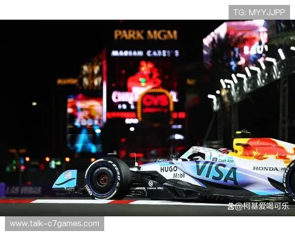 F1赛场最新动态车队争冠形势骤变新星崛起与老将对决引爆全球关注